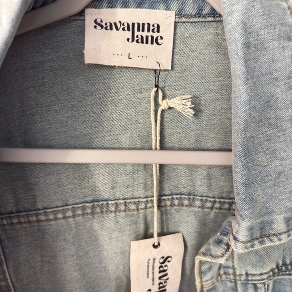 Savanna Jane Denim Jacket in Light Blue with Star Details - Picture 3 of 12